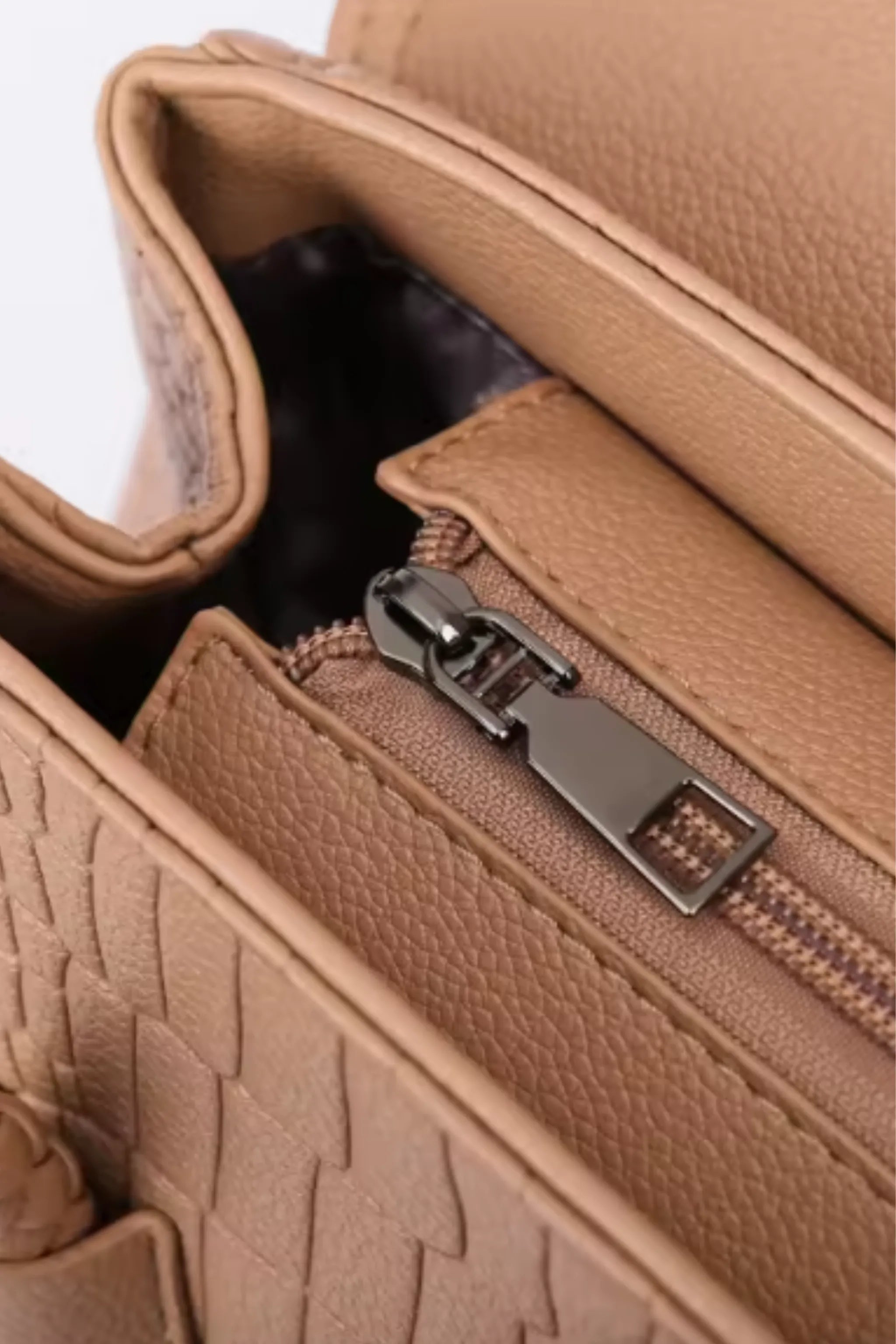 Atelier Camel - Structured Shoulder Bag