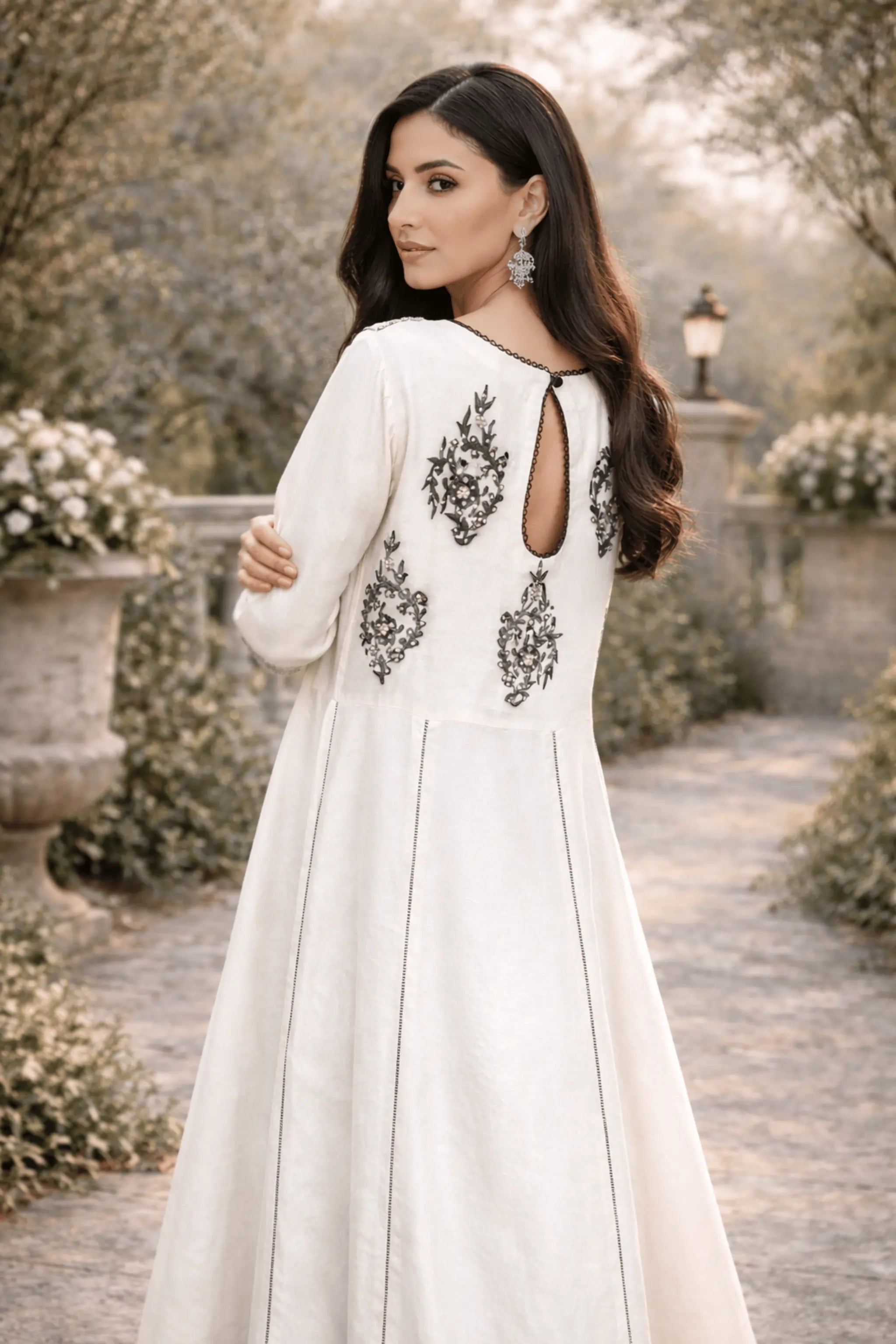 Elegant_A-line_frock_with_cotton_net1