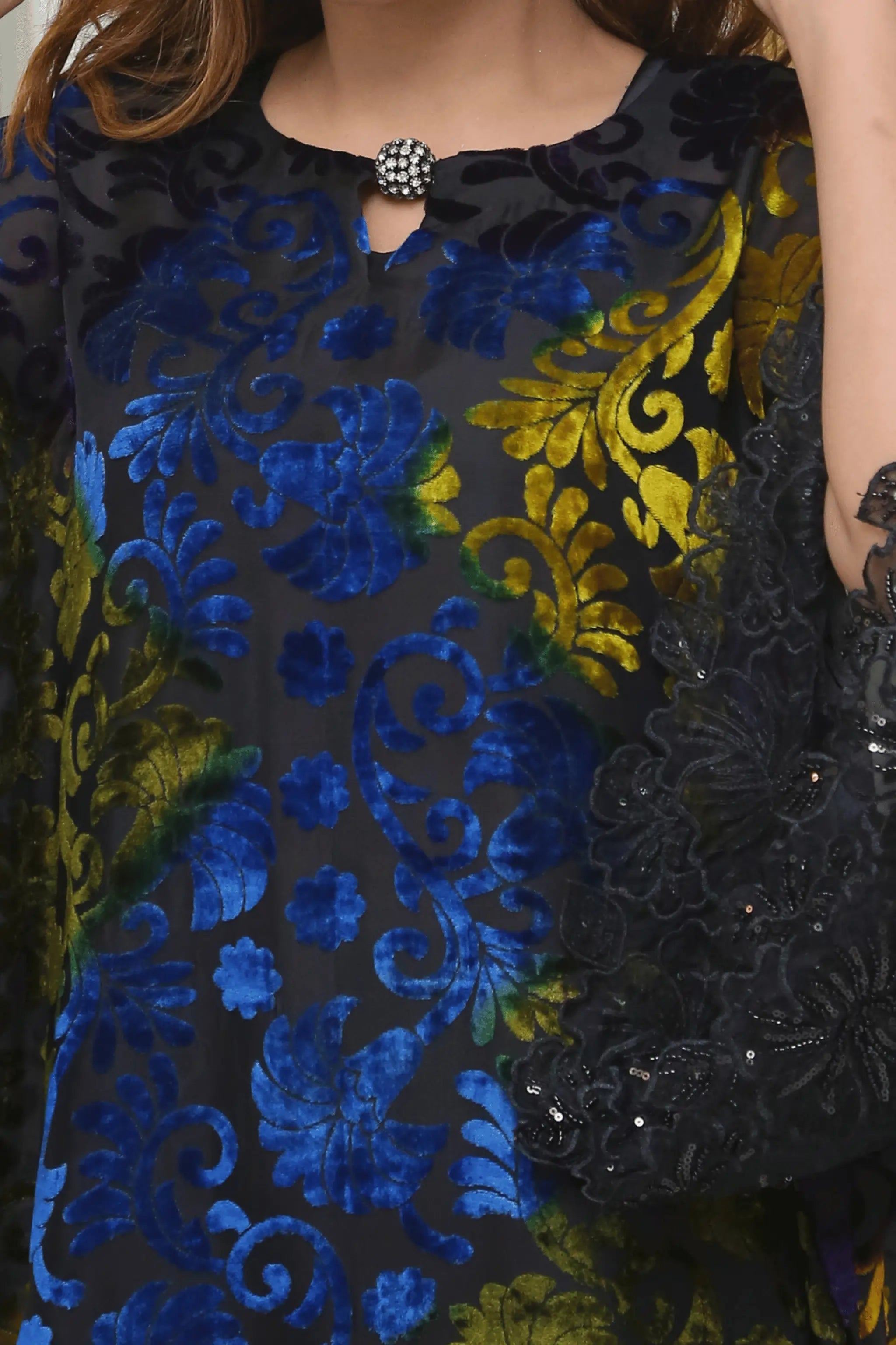 Elena velvet kaftaan with lace sleeves
