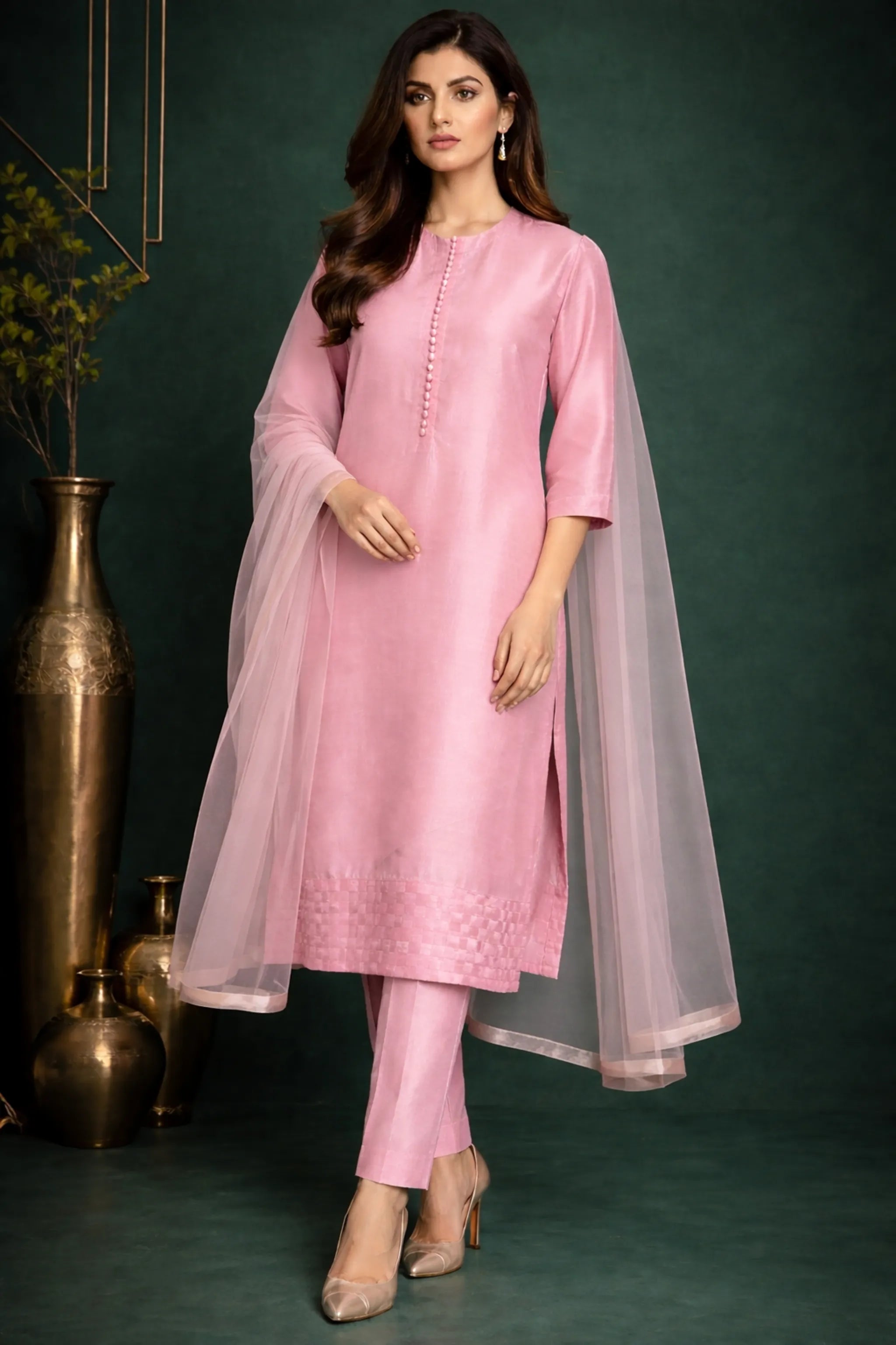 Pink_Tussle_Silk_3_Piece_Straight_Shirt_Trouser_Dopatta