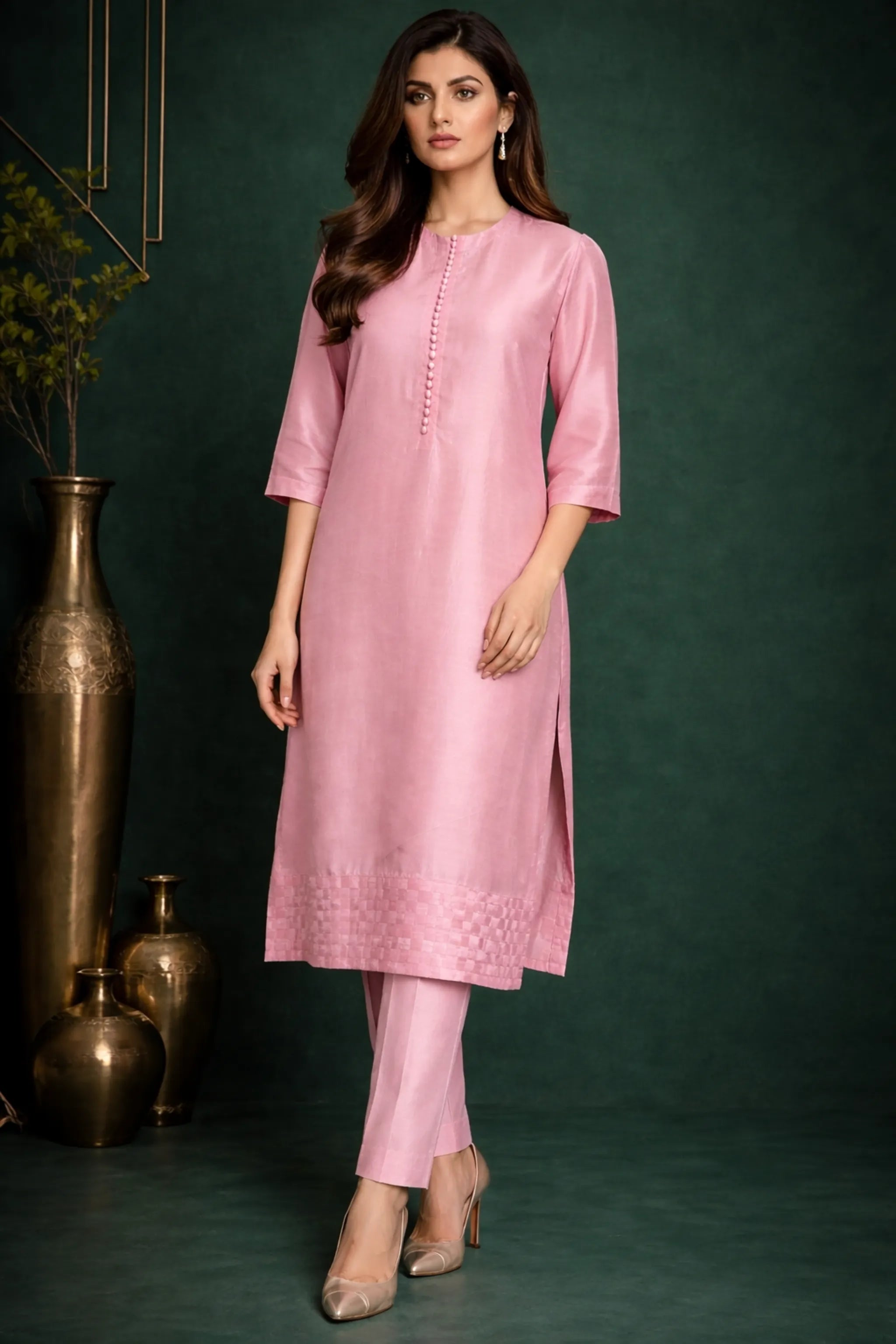 Pink_Tussle_Silk_3_Piece_Straight_Shirt_Trouser_Dopatta